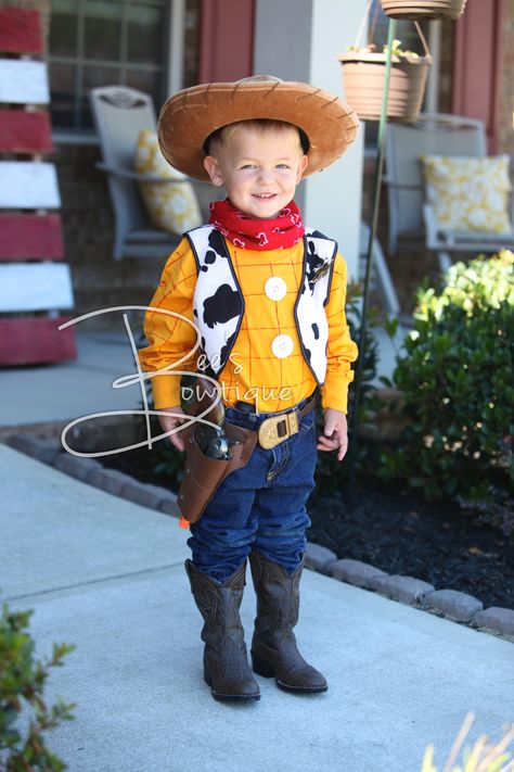 Homemade woody costume Woody Costume Toddler, Diy Woody Costume, Woody Halloween Costume, Cow Vest, Cow Print Vest, Fantasias Toy Story, Costume Simple, Woody Costume, Costume Toddler