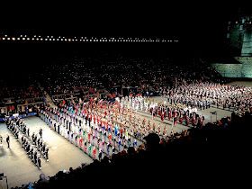 Sining "God Save the Queen" at Royal Edinburgh Military Tattoo Zulu Dance, Singapore Armed Forces, Edinburgh Military Tattoo, Military Tattoo, Military Tattoos, Auld Lang Syne, Shetland Pony, 65th Anniversary, Drum Corps