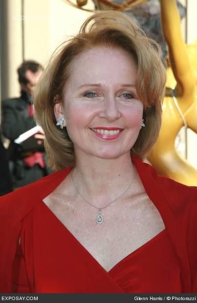 Kate Burton. A fine actress who makes any role she plays outstanding. Hilarie Burton Hair Grey, Olivia Burton Necklace, Hilarie Burton Gif, Katharine Hepburn Sylvia Scarlett, Kate Burton, Kate Stewart Doctor Who, Sara Gilbert, One Million Dollars, Passion For Life