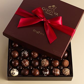 Godiva Truffles, Godiva Chocolatier, Truffle Gift, A Box Of Chocolates, Godiva Chocolate, Chocolate Dreams, Box Of Chocolates, Chocolate World, Luxury Chocolate