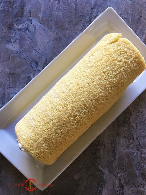 Vanilla Swiss Roll Cake Recipe » Foodies Terminal Napoleon Cake Recipe, Roll Cake Recipe Vanilla, Vanilla Swiss Roll, Swiss Roll Cake Recipe, Roll Cake Recipe, Sponge Cake Roll, Swiss Roll Cakes, Napoleon Cake, Biscotti Al Cacao