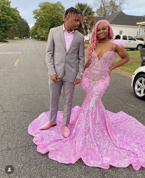 Asymmetrical Prom Dress, Dresses With Beading, Mermaid Gown Prom, Gala Gown, Prom Inspiration, Prom Couples, Gorgeous Prom Dresses, Prom Girl Dresses, Pink Prom Dress