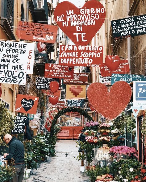 The love that only Naples knows how to express 💐❤️ #napoli #naples #prettylittleitaly  With @filipposarnelli  Selected by @alessiotommasini Vesuvio Napoli, Napoli Italy, Italy Aesthetic, Little Italy, Italian Summer, Northern Italy, Street Photo, Winter Travel, City Aesthetic