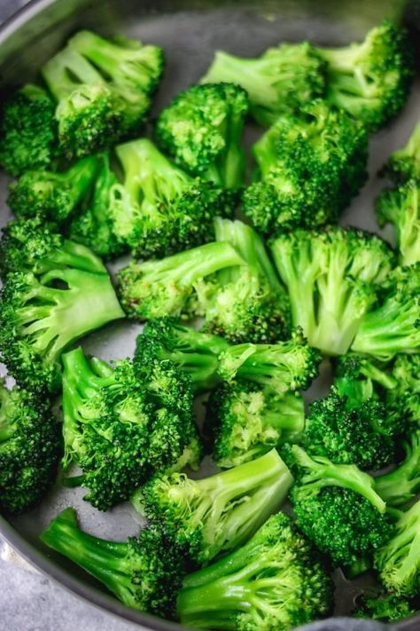 How Long To Steam Broccoli, How To Steam Broccoli Without A Steamer, Cook Broccoli On Stove, Broccoli Stem Recipes, Broccoli On Stove Top, Steam Broccoli On Stove, Broccoli Stove Top, Stove Top Broccoli, Sesame Broccoli Recipe