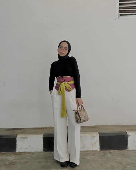 Ootd Belt Hijab, Obi Outfit, Ootd Obi Belt, Ootd Obi Belt Hijab, Tenun Fashion Inspiration, Belt Kain, Obi Belt Outfit, Obi Belt Batik, Modest Fashion Hijab