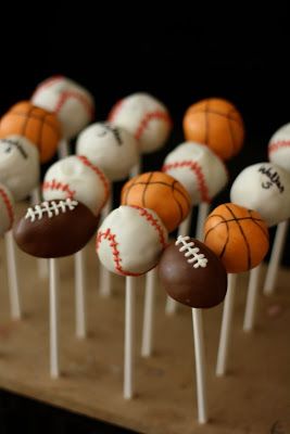 Basketball Things, Star Cake Pops, Sports Cake, Sports Themed Cakes, Sports Party Favors, Themed Recipes, Cake Ball, Band Names, Sports Theme Birthday