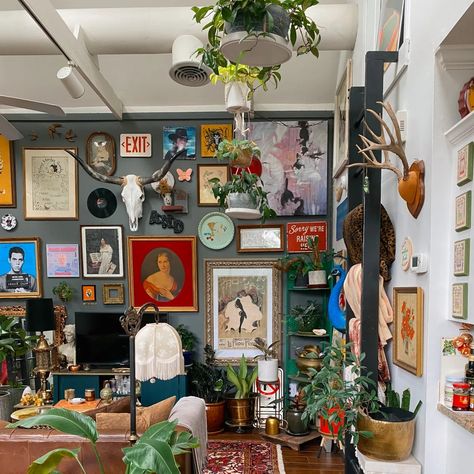 See the 2023 Small/Cool Contest Homes | Apartment Therapy Maximalist Apartment, Photo Styling, Source Of Inspiration, Apartment Therapy, House Tours, Vintage Shops, Dream House, Loft, Texas