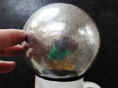 Tinfoil Art Aluminium Foil, Tin Foil Crafts, Foil Crafts, Rendering Reference, Bowling Ball Yard Art, Aluminum Foil Crafts, Tin Foil Art, Aluminum Foil Art, 12v Led Lights