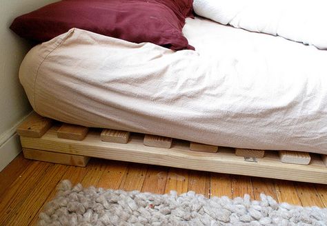 Montessori Floor Bed with Slats Alternative Bedroom Ideas, Diy Floor Bed, Bed Alternatives, Alternative Bedroom, Montessori Floor Bed, Floor Bed Frame, Cheap Mattress, Montessori Bed, Garage Renovation