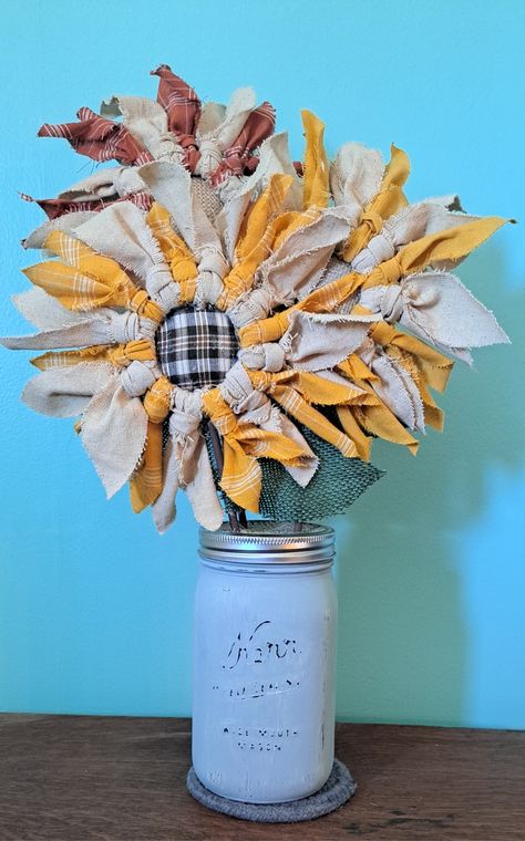 Mason jar ring Canning Ring Crafts Ideas, Mason Jar Ring Wreath, Canning Ring Flowers, Jar Rings Crafts, Mason Jar Ring Crafts, Canning Ring Crafts, Mason Jar Lid Flowers, Mason Jar Lids Crafts, Jar Lid Crafts