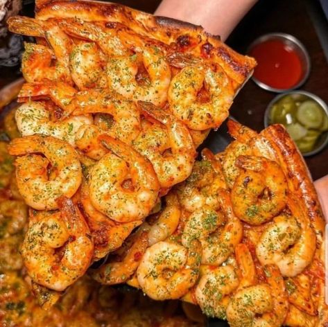 #pizza #foodhumor #foodtruck Weird Pizza, Shrimp Pizza, Seafood Pizza, Unique Pizza, Pizza Recipes Dough, Food Facts, Food Humor, Food Obsession, Pizza Recipes