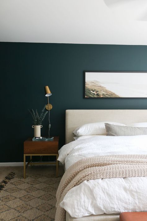 Light Bed Dark Walls, Dark Walls White Bedding, Modern Art Above Bed, Dark Green Blue Bedroom, Art Ideas Above Bed, Blue Bed Decor, Art Above Bed Master, Dark Blue Accent Wall Bedroom, Slipcovered Bed