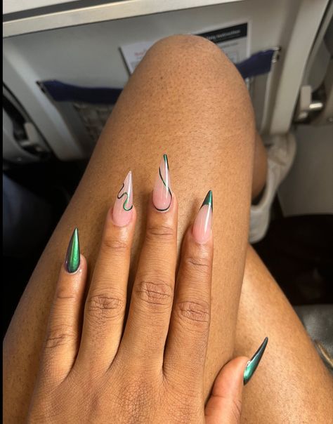 Acrylic Toe Nails, Fancy Nails Designs, Girly Acrylic Nails, French Tip Acrylic Nails, Her Nails, Glow Nails, Short Square Acrylic Nails, Acrylic Nails Coffin Short, Short Acrylic Nails Designs