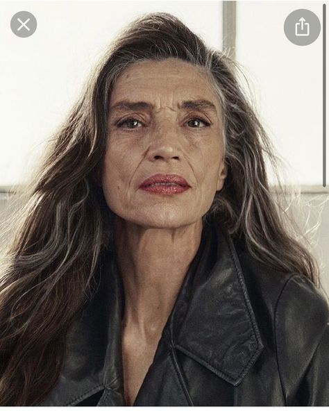 Angela Molina, Leather Dress Women, Aging Beauty, Natural Aging, Beauty Goals, Ageless Style, Minimalist Dresses, Going Gray, Aging Beautifully