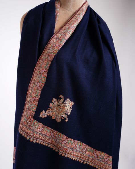 Daur Dar Sozni Hand Embroidery Pashmina Shawl Dark Blue. . . . . Shop Now at www.shahkaar.in #pashmina #nyfw #kashmir #blue #kashmirishawl #shahkaarshawls #navybluepashmina #handembroideryart #artwork #collectibles Sozni Embroidery, Kashmiri Shawls, Hand Embroidery Art, Pashmina Shawl, Embroidery Suits, Hand Embroidery, Shawl, Winter Outfits, Dark Blue