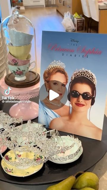 Bridal Guide Magazine on Instagram: "@oliviaculpo threw a #PrincessDiaries themed birthday party and we’re obsessed! 💖Bookmarking for #bachelorette parties ASAP! Tag someone who’s obsessed with this #AnneHathaway favorite 👑✨ 🎥: @oliviaculpo" February Bachelorette Party Ideas, Princess Diaries Cookies, Princess Diaries Pajama Party, Princess Diaries Bridal Shower Ideas, 25 Birthday Party Ideas, 13th Birthday Themes, Princess Diaries Themed Party, Princess Diaries Birthday Party, 21 St Birthday Party Ideas