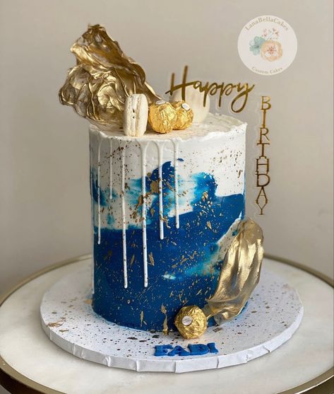 #cake #cakedecoration #cakeformen #blue #gold Navy Gold Cake, Royal Blue And White Cake, Royal Blue And Gold Cake, Blue Silver Cake, Yacht Cake, 2023 Cakes, Louise Cake, Royal Blue Wedding Cakes, Royal Blue Cake