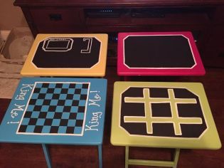 Old Tv Ideas, Painted Tv Trays, Painted Game Table, Tv Tray Makeover, Tv Ideas, Paint Games, Tv Tray, Tv Trays, Backyard Games