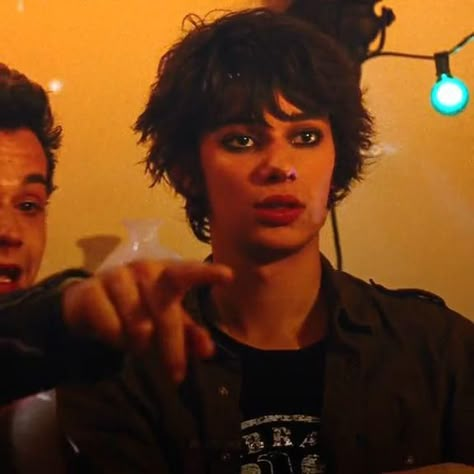 Devin Bostick, I Love Emo Boys, Rodrick Rules, Dr Faceclaims, Hot Emo Guy, 2000s Rock, Alternative Subcultures, Rodrick Heffley, Devon Bostick