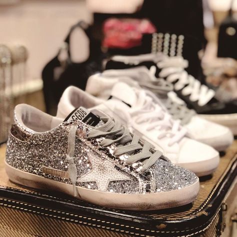 H.Audrey Boutique on Instagram: “Saturday ✨SPARKLE✨!! . . . . . . . #haudrey #haudreystyle #shoes #sneakers #ggdb #goldengoose #glitter #boutiqueshopping #nashvilleshopping…” Touchstone Crystal Jewelry Swarovski, Touchstone Crystal Jewelry, Jewelry Swarovski, Cute Fits, Golden Goose, Fashion Classy, Dream Wardrobe, Crystal Jewelry, Cali