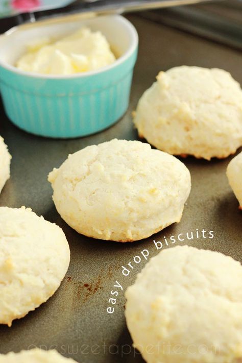 easy-dro-biscuits Olive Oil Biscuits, Easy Drop Biscuits, Drop Biscuits Recipe, Best Olive Oil, Easy Homemade Biscuits, Homemade Biscuits Recipe, Olive Oil Recipes, Oil Drop, Drop Biscuits