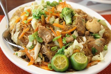 Bihon Noodles, Pancit Guisado, Pansit Bihon, Bihon Guisado, Filipino Foods, Filipino Recipes, Pad Thai, Japchae, Written By