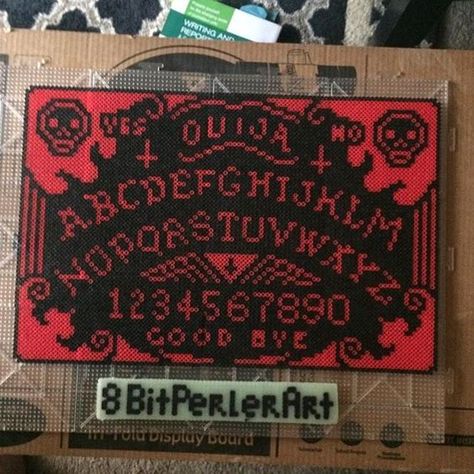 Ouija board perler beads by  hardassdoll: Halloween Perler, Perler Projects, Modele Pixel Art, Hamma Beads Ideas, Pearl Beads Pattern, Easy Perler Beads Ideas, Online Psychic, Perler Art, 8bit Art