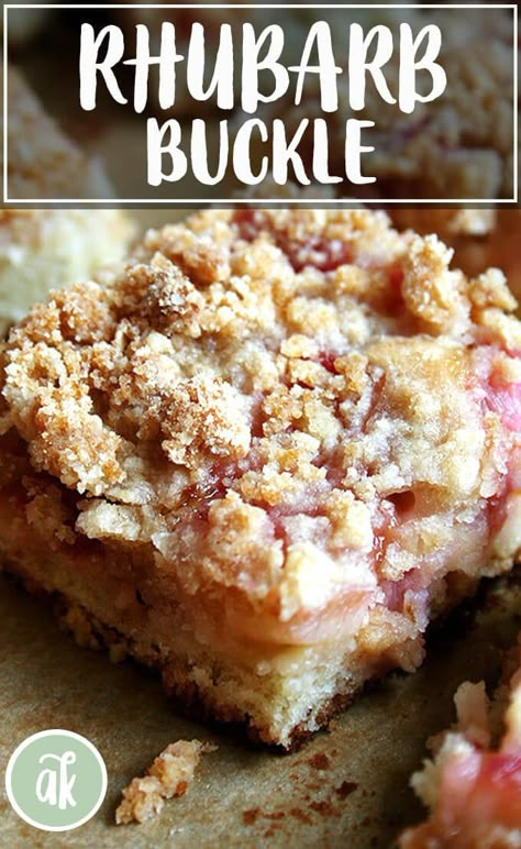 Rhubarb Buckle — a summer favorite! Martha Stewart said it best: "This dessert belongs in everyone's outdoor entertaining file." The dough in this rhubarb buckle recipe yields the perfect bottom crust — not too cakey, not too crisp, a slightly sweet, perfectly sturdy layer that really allows the rhubarb to shine. #rhubarb #buckle #summer #desserts #fruit Rhubarb Buckle, Rhubarb Squares, Baked Fruit Desserts, Rhubarb Desserts, Rhubarb Cake, Baked Fruit, Dessert Aux Fruits, Rhubarb Recipes, Köstliche Desserts