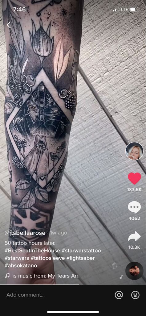 Darth Vader Tattoo Design, Star Wars Tattoo Sleeve, Darth Vader Tattoo, Nerd Tattoo, Forearm Sleeve, Geek Tattoo, Floral Tattoo Sleeve, Star Wars Tattoo, Sleeve Tattoos For Women