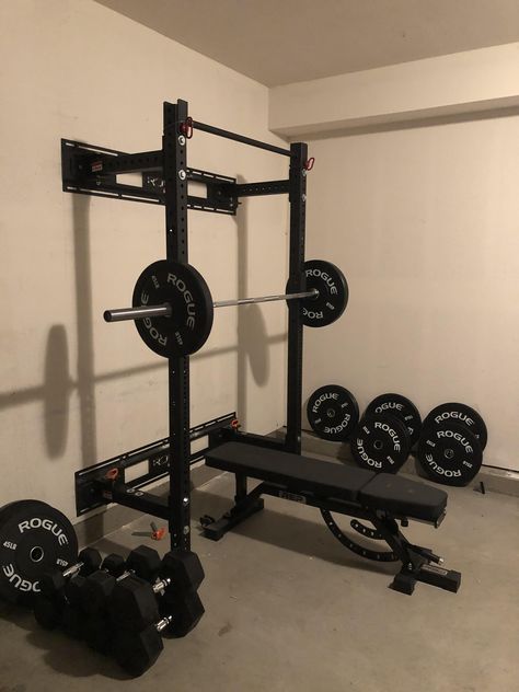 Small Home Gym Aesthetic, Rogue Home Gym, Gym Home Ideas, Gym Ideas Home, Small Gym Room, Small Workout Room, Gym Room Ideas, Mini Gym At Home, Workout Room Ideas Home