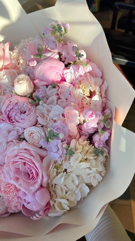 Getting Flowers, Pink Flower Bouquet, Money Flowers, Soft Pink Theme, Boquette Flowers, Nothing But Flowers, Flower Therapy, Beautiful Bouquet Of Flowers, Pink Bouquet