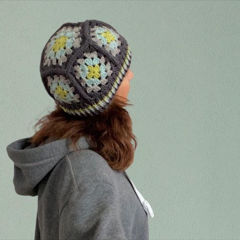 Granny Square Hat Crochet pattern by Emilia Ansell Square Crochet Hat, Granny Square Crochet Hat, Granny Square Beanie, Crochet Crown Pattern, Granny Square Hexagon, Granny Square Häkelanleitung, Motifs Granny Square, Crochet Granny Square Tutorial, Granny Square Scarf