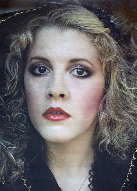 Stevie Nicks Makeup, Stevie Nicks Now, Welsh Witch, Buckingham Nicks, Stevie Nicks Style, Stephanie Lynn, Stevie Nicks Fleetwood Mac, Formal Makeup, Stevie Ray