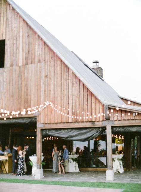 Mountain Inspired destination Wedding at Brasada Ranch | Bend Real Weddings | Gallery Image 53 via Magnolia Rouge Brasada Ranch Wedding, Brasada Ranch, Summer Romance, Central Oregon, Winter Weddings, Ranch Wedding, Wedding Gallery, Luxury Resort, Winter Wedding