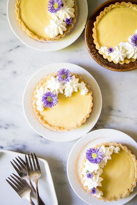 Lemon Tarts, Spring Time Desserts, Mini Torte, Lemon Dessert Recipes, Camille Styles, Sweet Cake, Lemon Tart, Food Heaven, Lemon Desserts