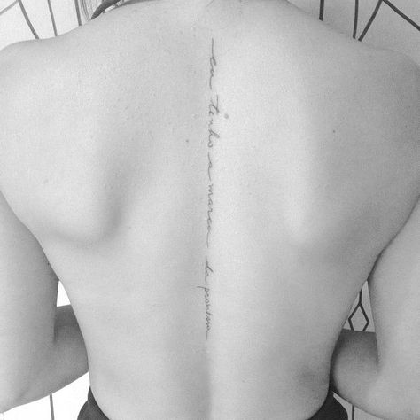 Spinal Tattoo, Tattoo Son, Tattoo Back, Cat Tattoos, Spine Tattoos For Women, Tiny Tattoo, Spine Tattoo, Back Tattoo Women, Dainty Tattoos