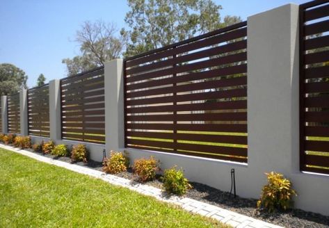 19 Wooden Fence Ideas To Match Your Modern Style Tor Design, Modern Fence Design, Boundary Walls, Diy Fence, Front Yard Fence, Pool Fence, Lan Can, Modern Fence, Fence Landscaping