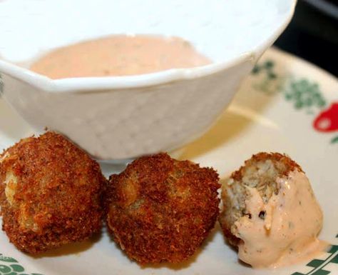 Crab Balls Recipe, Crab Balls, Seafood Recipes Crab, Remoulade Sauce, Appetizers For A Crowd, Seafood Appetizers, Crab Recipes, Crab Cakes, Yummy Foods