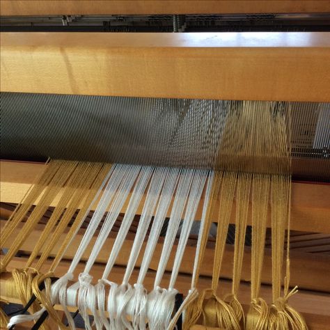 Rep Weave, Lace Weave, Rigid Heddle Weaving, Swedish Weaving, Heddle Loom, Weaving Designs, Weaving Textiles, Weaving Projects, Fine Linens