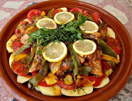 Moroccan Tagine Recipes, Fish Tagine, Tagine Cooking, Moroccan Fish, Moroccan Tagine, Saffron Recipes, Tagine Recipes, Moroccan Dishes, Fish Recipes Healthy