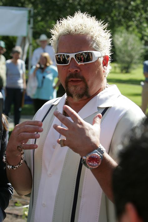 Review of Johnny Garlic's Restaurant in Windsor, California - A Guy Fieri Creation Guy Fieri Costume, Guy Fieri Flame Shirt, Guys Grocery Games, Guy Ferrari, Chef's Salad, Windsor California, Best Costume Ideas, Celebrity Wall, Flame Shirt