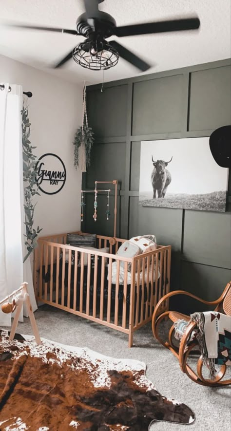 Rustic Nursery Room Ideas, Rustic Baby Rooms, Country Baby Rooms, Organization Nursery, Western Nursery, Cow Nursery, Boy Nursery Themes, Baby Boy Nursery Themes, Baby Nursery Themes