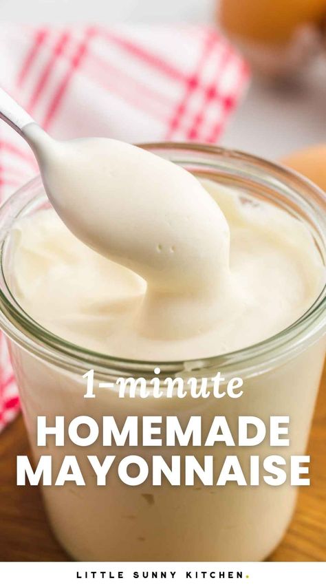 Make creamy Homemade Mayonnaise in ONE minute using just 5 ingredients that you already have in your kitchen. Homemade mayo tastes much better than store-bought, it's super creamy, fresh, and easy to make. Homemade Mayo Recipe, Canes Sauce, Homemade Mayonnaise Recipe, Little Sunny Kitchen, Lemon Vinegar, How To Make Mayonnaise, Sunny Kitchen, Homemade Mayo, Mayonnaise Recipe