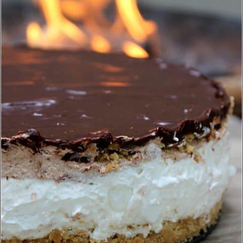 S'mores No Bake Cheesecake No Bake Pumpkin Cheesecake, Salty Cake, Bake Cheesecake, Marshmallow Creme, Raspberry Cheesecake, S'mores, No Bake Cheesecake, Chocolate Cheesecake, Pumpkin Cake