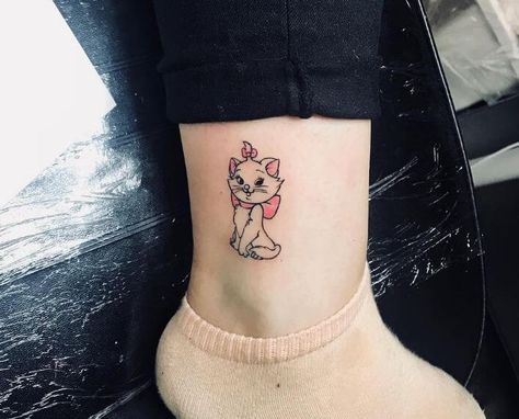 Aristocats Tattoo, Cat Tattoos Ideas, Lover Tattoo Ideas, Tiny Cat Tattoo, Cat Skull Tattoo, Cat Silhouette Tattoos, Cat Lover Tattoo, Cat Eye Tattoos, Cat Face Tattoos