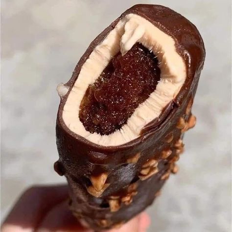 Fancy Ice Cream, Fancy Ice, Last Love, Best Vegan Desserts, Fruit Chip, Chocolate Recipes Homemade, Frozen Snack, Food Crush, Man Food