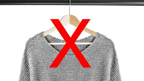 Ditch the traditional way, which tugs at the shoulders! Fold A Sweater, Hang Sweaters, Skillet Chicken Thighs, Sweater Hacks, Sweater Organization, Sweater Hanging, Laundry Folding, Rented Apartment, Clothes Capsule