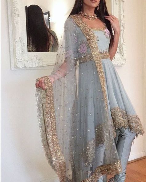 Queries: Nivetasfashion@gmail.com Specialize in HAND EMBROIDERED BRIDAL OUTFIT INTERNATIONAL DELIVERY Whatsapp:- +917696747289 #nivetas… Eid Dress Ideas, Baju Kahwin, Eid Dress, Punjabi Outfits, Eid Outfits, Indian Salwar Kameez, Valentino Couture, Salwar Kamiz, Indian Dresses Traditional