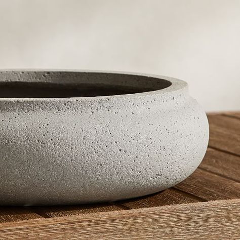 Ronan Bowl Indoor/Outdoor Planter Large Bowl Planters, Shallow Planters, Large Outdoor Planters, Japanese Garden Landscape, Bowl Planter, Diy Bowl, Concrete Bowl, Backyard Flowers, Planter Table