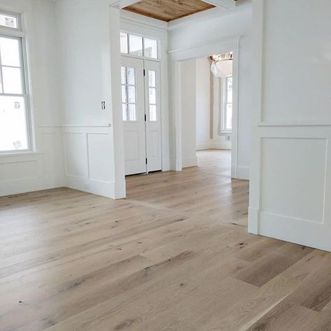 Light Floors, Wait What, Timber Flooring, Wood Work, Floor Lights, Design Inspo, Modern Farmhouse, Hardwood Floors, House Ideas